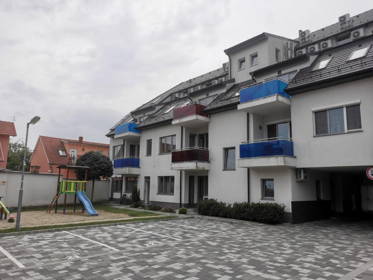 Szabo Apartman Шарвар Екстер'єр фото