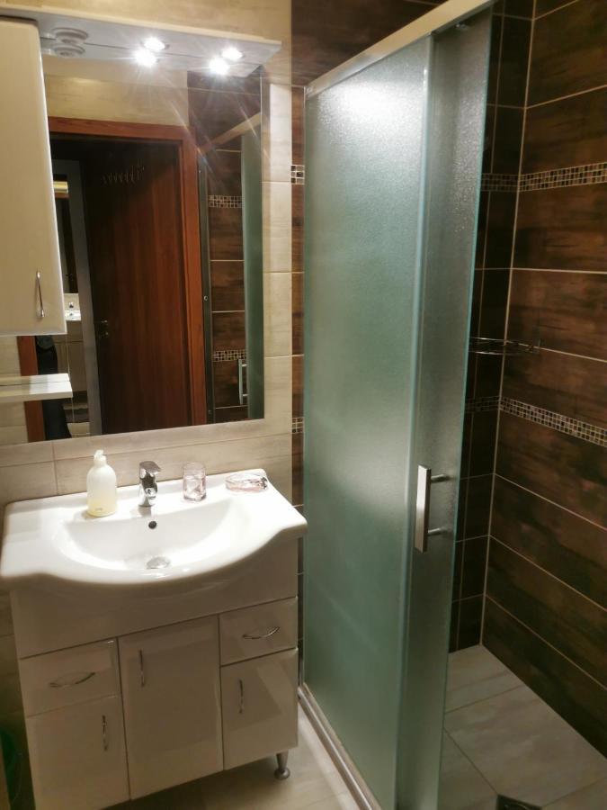 Szabo Apartman Шарвар Екстер'єр фото